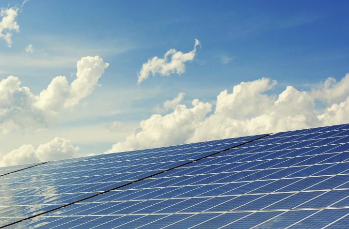 Garden Route solar installer team on rooftop