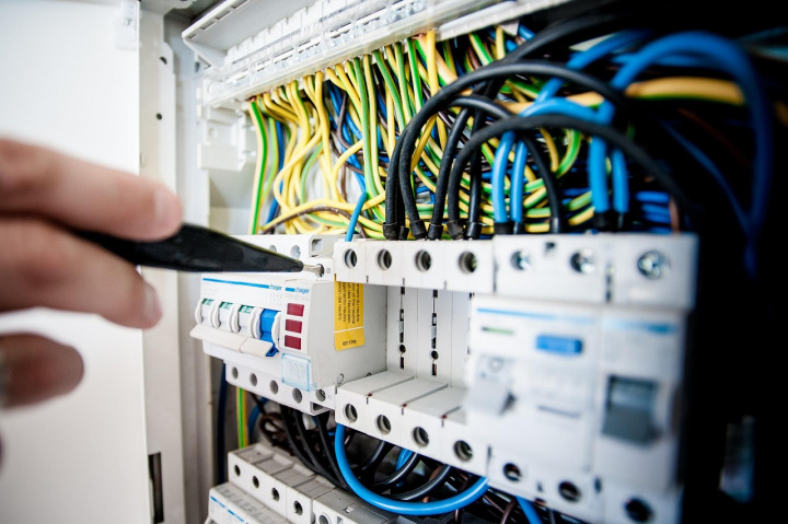 Garden Route electrician wiring cables